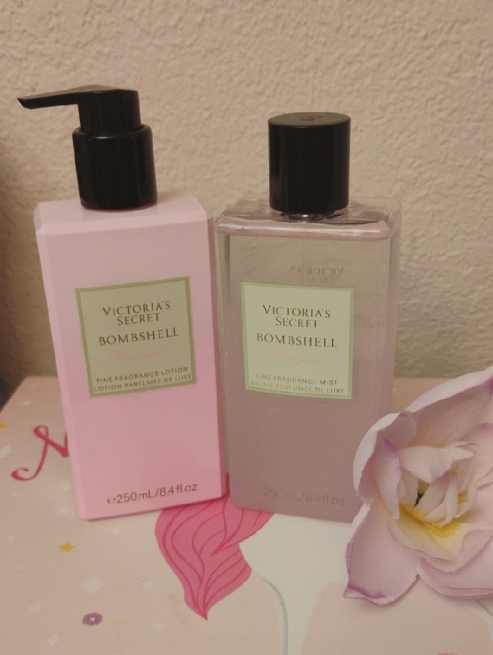 Victoria's Secret Bombshell Boutique Duo - Light Pink